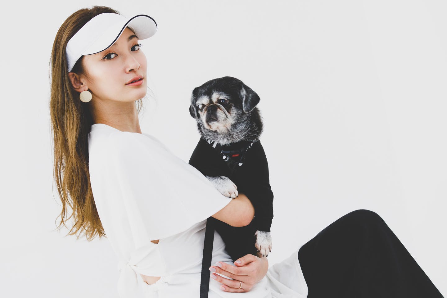 愛犬と「モノトーン」でオシャレをしよう！WanStyle ss Monotone Edition