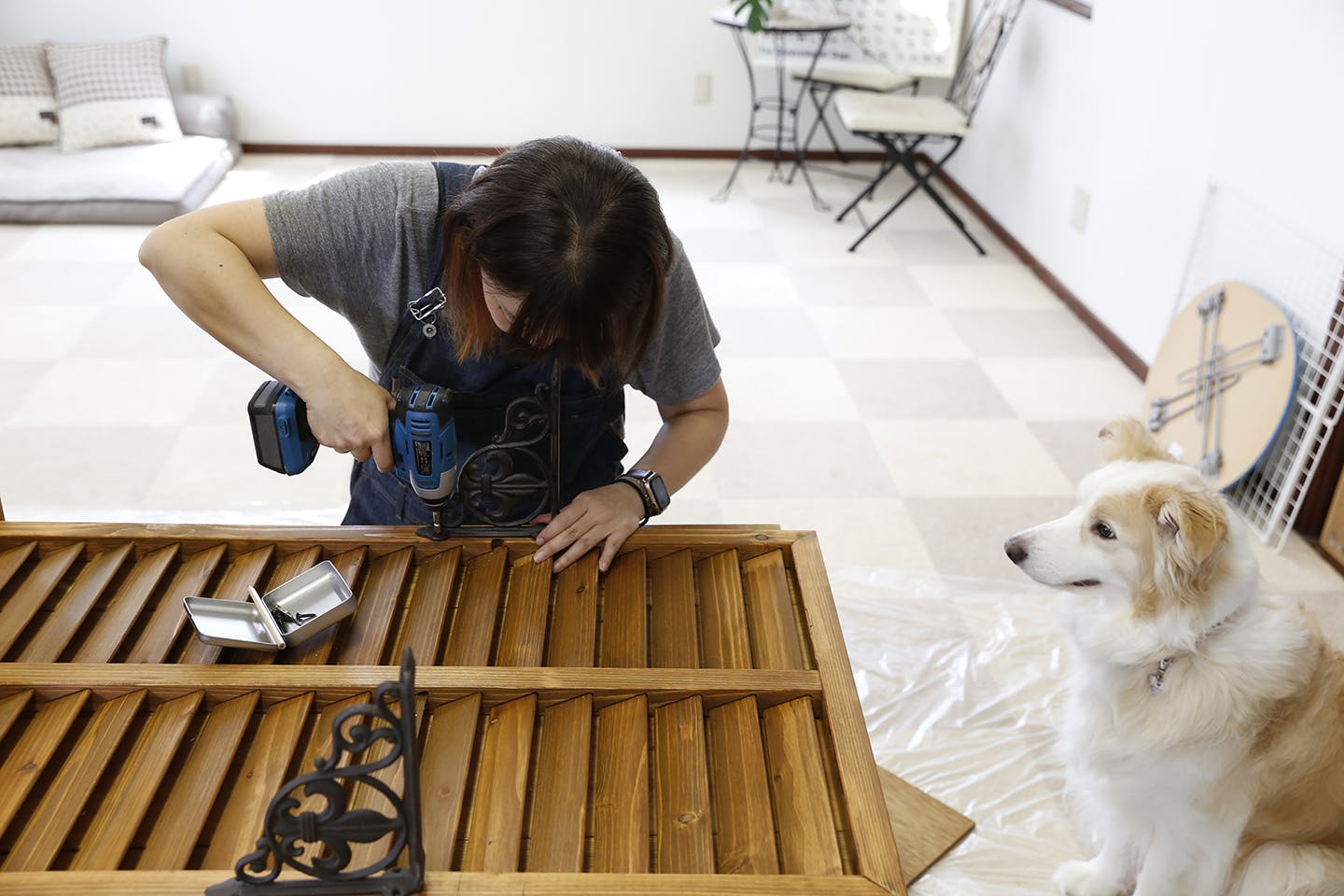 犬DIY  手作り足上げトイレ　ブラケットを取り付ける