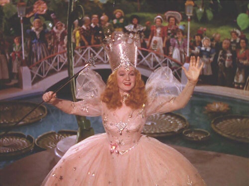 映画 オズの魔法使 愛犬や仲間と旅する極上ファンタジーの世界 わんクォール 映画 オズの魔法使 愛犬や仲間と旅する極上ファンタジーの世界 わんクォール