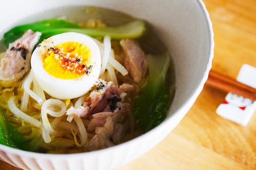 愛犬と一緒に食べられる 玉子麺のラーメン を手作りしよう 美味しくて栄養たっぷり わんクォール