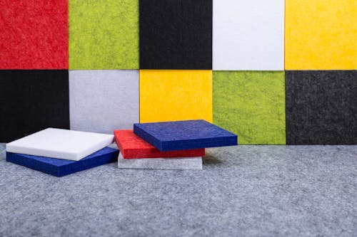 獣医師監修 老犬の夜鳴き 夜泣き の原因とは 対処法と注意点 普段からできる予防策について解説 わんクォール 獣医師監修 老犬の夜鳴き 夜泣き の原因とは 対処法と注意点 普段からできる予防策について解説 わんクォール