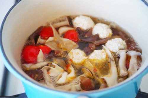 免疫力upメニュー 栄養素たっぷりのきのこスープで冬支度 愛犬手作りごはんレシピ わんクォール 免疫力upメニュー 栄養素たっぷりのきのこスープで冬支度 愛犬手作りごはんレシピ わんクォール