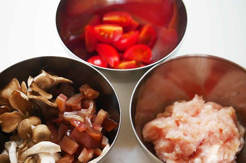 免疫力upメニュー 栄養素たっぷりのきのこスープで冬支度 愛犬手作りごはんレシピ わんクォール 免疫力upメニュー 栄養素たっぷりのきのこスープで冬支度 愛犬手作りごはんレシピ わんクォール