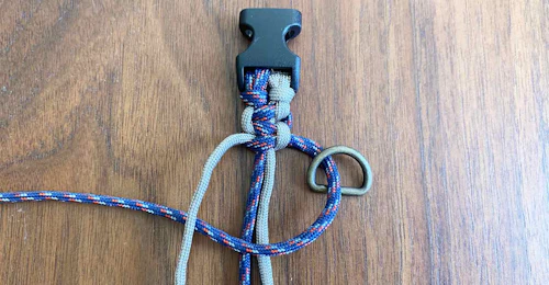 材料費ワンコイン 初心者にも優しい 愛犬用パラコード首輪の作り方 アウトドアシーンでも活躍 わんクォール