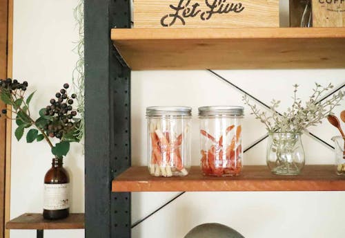 プロ直伝の収納テク 100均で叶う 愛犬のフードやおやつをおしゃれでスマートに保存する方法 わんクォール