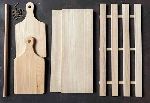 100均の木材だけ まな板とすのこを活用してラックを手作り 愛犬のお手入れ用品をオシャレに片付けよう わんクォール 100均の木材だけ まな板とすのこを活用してラックを手作り 愛犬のお手入れ用品をオシャレに片付けよう わんクォール