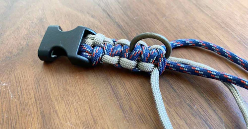 材料費ワンコイン 初心者にも優しい 愛犬用パラコード首輪の作り方 アウトドアシーンでも活躍 わんクォール 材料費ワンコイン 初心者にも優しい 愛犬用パラコード首輪の作り方 アウトドアシーンでも活躍 わんクォール