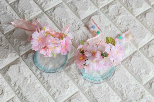 簡単10分 春のお散歩にぴったり 100均の桜を使った愛犬用の花飾り 花冠 の作り方 わんクォール 簡単10分 春のお散歩にぴったり 100均の桜を使った愛犬用の花飾り 花冠 の作り方 わんクォール