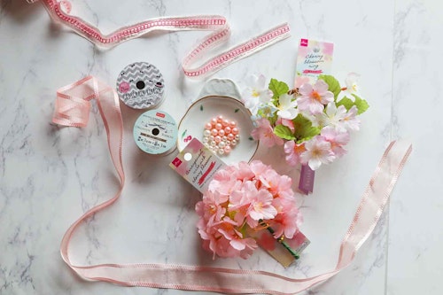 愛犬用の花飾り　ハンドメイド　材料　　桜の造花　リボン