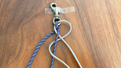 簡単5ステップ 続 初心者でも簡単 パラコード編みのリードも手作りして首輪とお揃いでお散歩に出よう わんクォール 簡単5ステップ 続 初心者でも簡単 パラコード編みのリードも手作りして首輪とお揃いでお散歩に出よう わんクォール