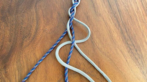 パラコード編みの犬用リード　作り方　ロープを四つ編みする