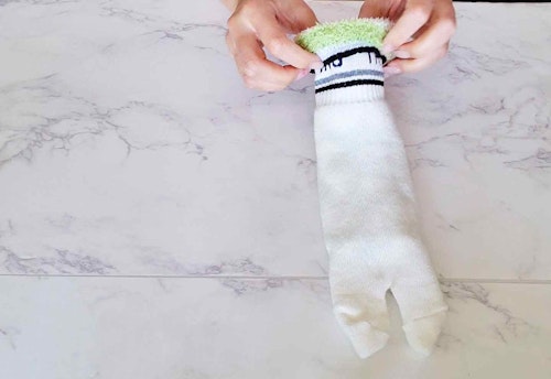 簡単15分 使わなくなった靴下を可愛いうさぎに変身 イースターにもピッタリのおもちゃを手作り わんクォール 簡単15分 使わなくなった靴下を可愛いうさぎに変身 イースターにもピッタリのおもちゃを手作り わんクォール