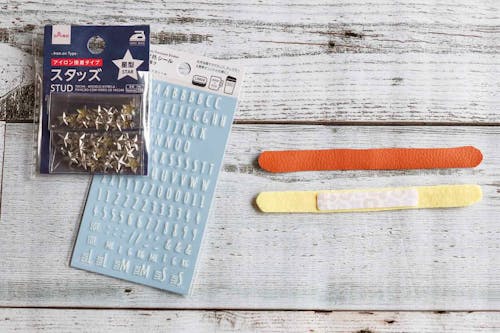 簡単10分 100均アイテムで愛犬のオシャレな迷子札を手作りしよう 身につけておけば いざと言う時にも安心 わんクォール