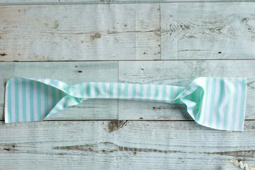 熱中症対策 縫わずに作れる 100均のタオルでオシャレなクールネック 保冷剤を手作り わんクォール 熱中症対策 縫わずに作れる 100均のタオルでオシャレなクールネック 保冷剤を手作り わんクォール