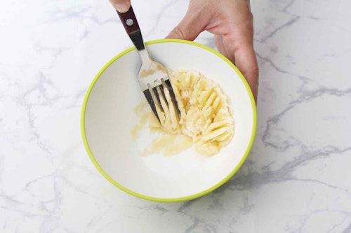 便秘予防 愛犬用ヘルシーパンケーキの作り方 バナナとオートミールを使った食物繊維たっぷりメニュー わんクォール 便秘予防 愛犬用ヘルシーパンケーキの作り方 バナナとオートミールを使った食物繊維たっぷりメニュー わんクォール