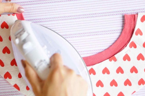 型紙不要 愛犬用エリザベスカラーを手作り 飼い主の古着を切って貼るだけの安心 サステナブルなdiy わんクォール 型紙不要 愛犬用エリザベスカラーを手作り 飼い主の古着を切って貼るだけの安心 サステナブルなdiy わんクォール