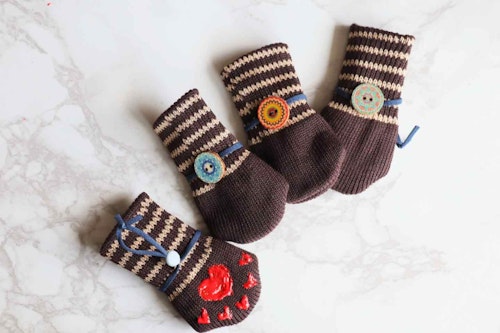 裁縫なし 滑りにくい 脱げにくい愛犬用の靴下 肉球の保護 防寒 熱 滑り防止 災害避難時の対策に わんクォール 裁縫なし 滑りにくい 脱げにくい愛犬用の靴下 肉球の保護 防寒 熱 滑り防止 災害避難時の対策に わんクォール