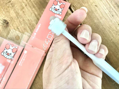 レビュー 愛犬の口臭ケアにおすすめな6つのアイテムをチェック 歯磨き ジェル スプレー わんクォール レビュー 愛犬の口臭ケアにおすすめな6つのアイテムをチェック 歯磨き ジェル スプレー わんクォール