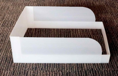 プラダン活用diy 愛犬用のトイレトレー 囲い を手作り おしっこの漏れ はみ出し 飛び散り防止に わんクォール プラダン活用diy 愛犬用のトイレトレー 囲い を手作り おしっこの漏れ はみ出し 飛び散り防止に わんクォール