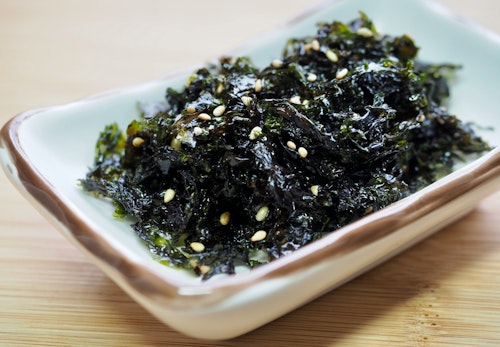 犬に海苔は食べさせて大丈夫 与え方や適量 注意点について解説 獣医師監修 わんクォール 犬に海苔は食べさせて大丈夫 与え方や適量 注意点について解説 獣医師監修 わんクォール