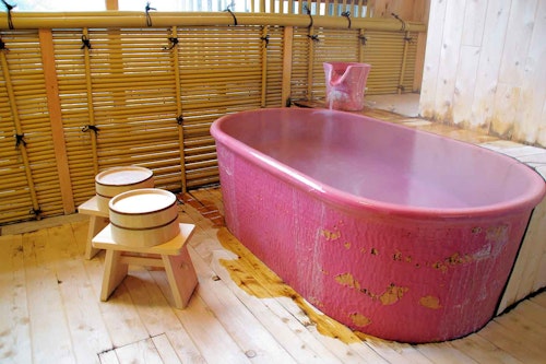 兵庫県・湯村温泉の『朝野家』お風呂