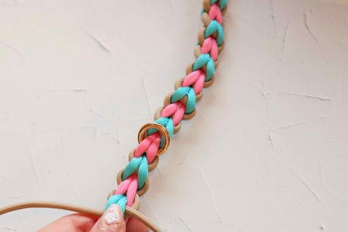 パラコード 災害時やアウトドアにも役立つ愛犬用カフェリード 初心者でも作りやすいハート編み わんクォール パラコード 災害時やアウトドアにも役立つ愛犬用カフェリード 初心者でも作りやすいハート編み わんクォール