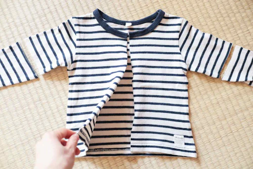 手作り犬服 サイズアウトした子供服を犬用にリメイクする方法 抜け毛 汚れ対策に わんクォール 手作り犬服 サイズアウトした子供服を犬用にリメイクする方法 抜け毛 汚れ対策に わんクォール