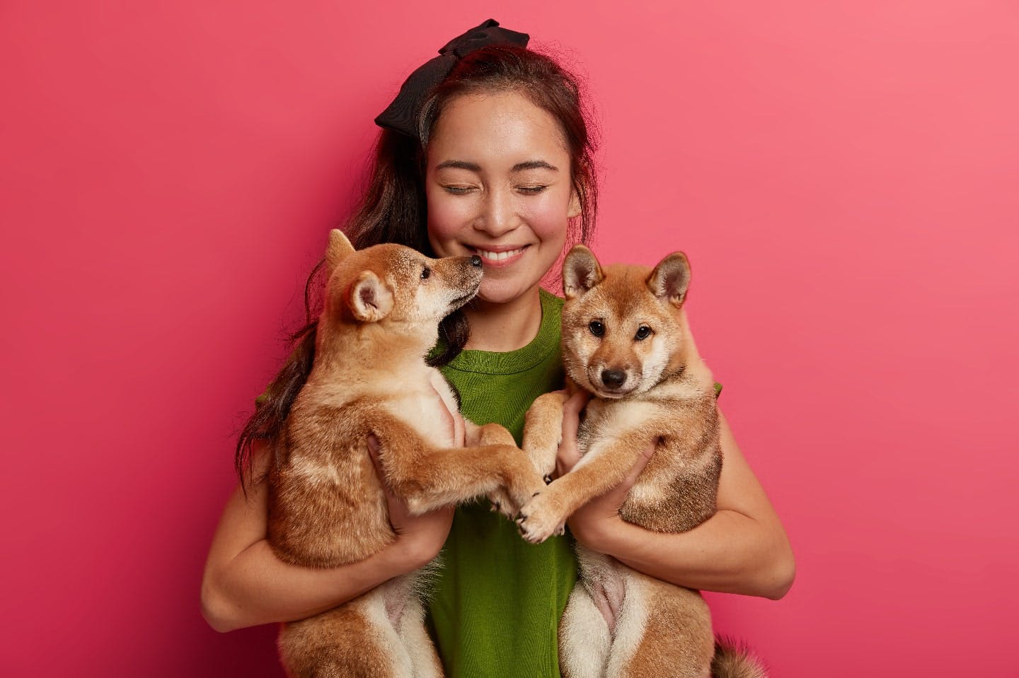 安い ペット 飼っ てる 女