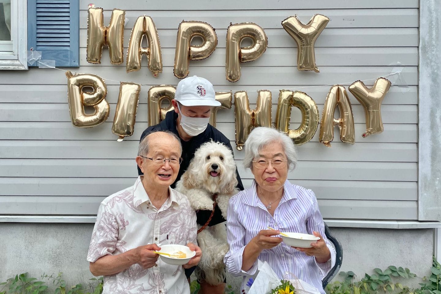 玉木さん夫婦とイベントを楽しむかまぼこ君 玉木さん夫婦とイベントを楽しむかまぼこ君