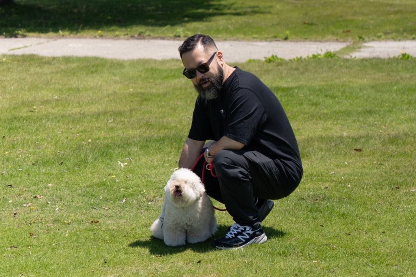 「それ本当に愛犬のため?」ドッグトレーナー・マグさんが提唱する、“犬らしさ”を守るという愛情