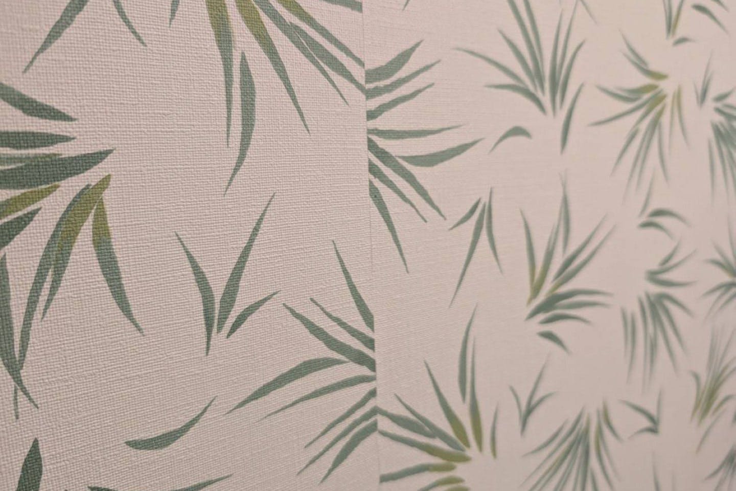 きれいに塗りなおしされた壁紙 きれいに塗りなおしされた壁紙