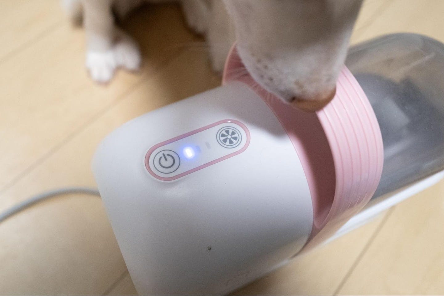 吸引力を段階調整できるグルーミングクリーナー 吸引力を段階調整できるグルーミングクリーナー