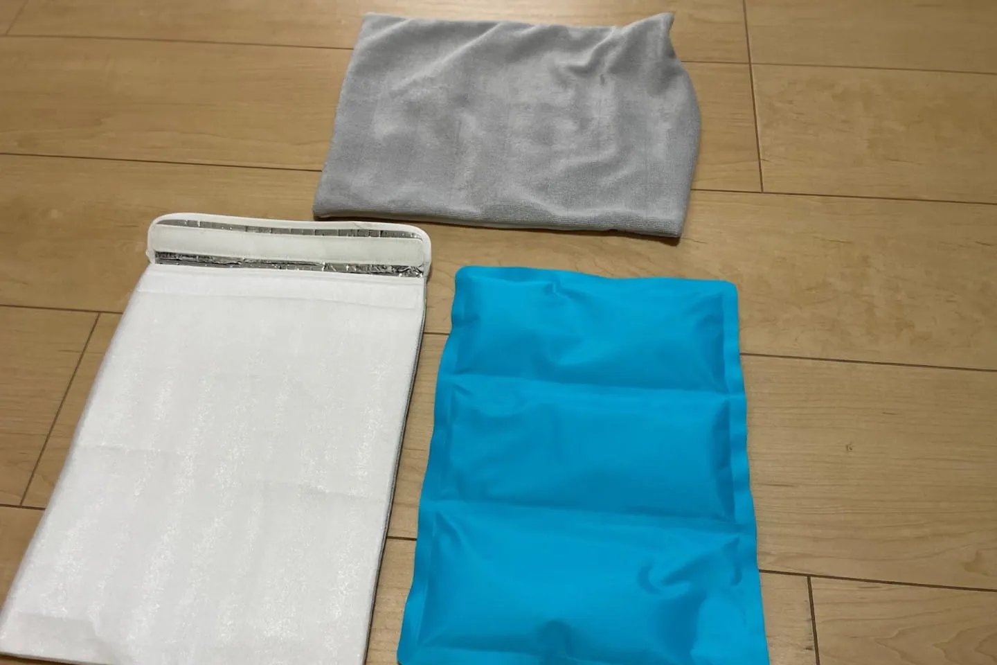 ホッとぬくひやジェルマットのセット内容 ホッとぬくひやジェルマットのセット内容